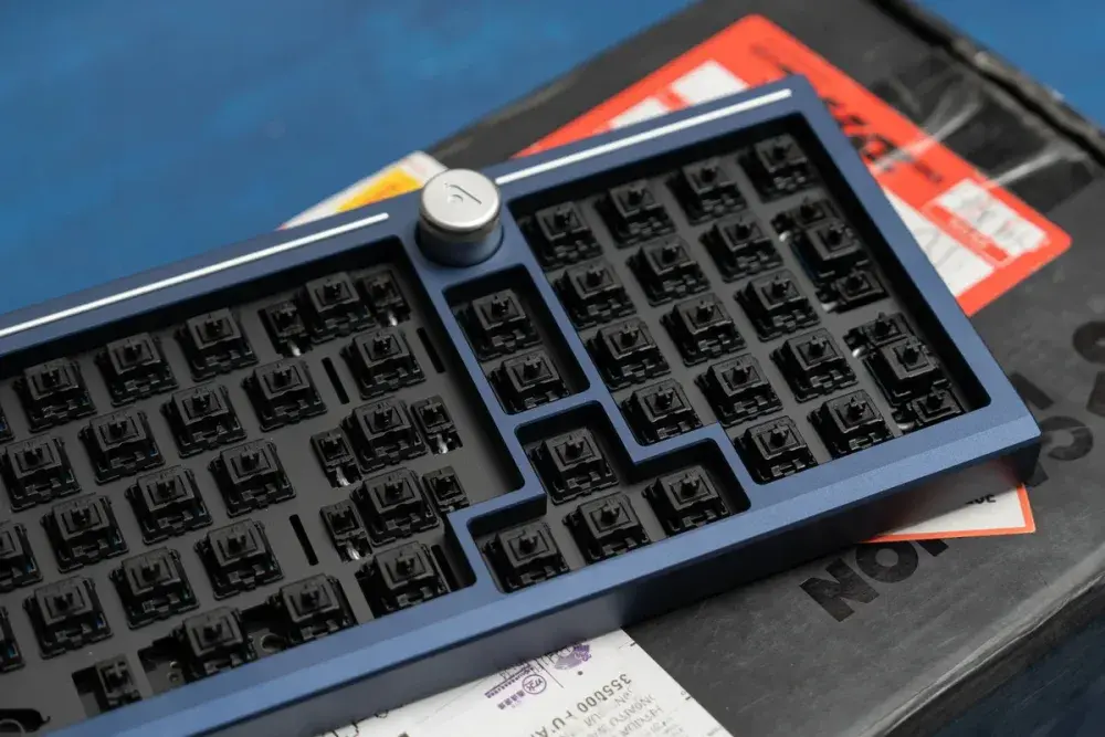 Wuque Studio Balance Keyboard
